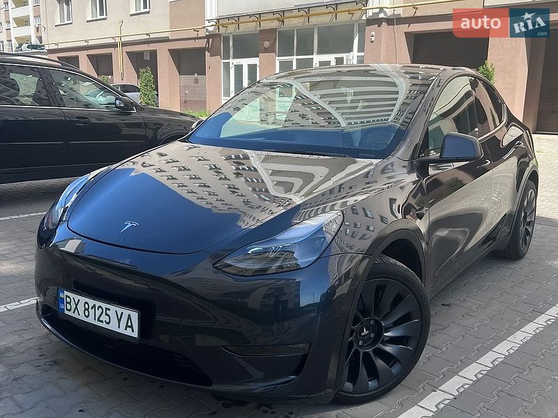 Позашляховик / Кросовер Tesla Model Y 2024 в Хмельницькому