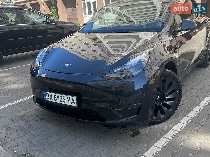 Позашляховик / Кросовер Tesla Model Y 2024 в Хмельницькому