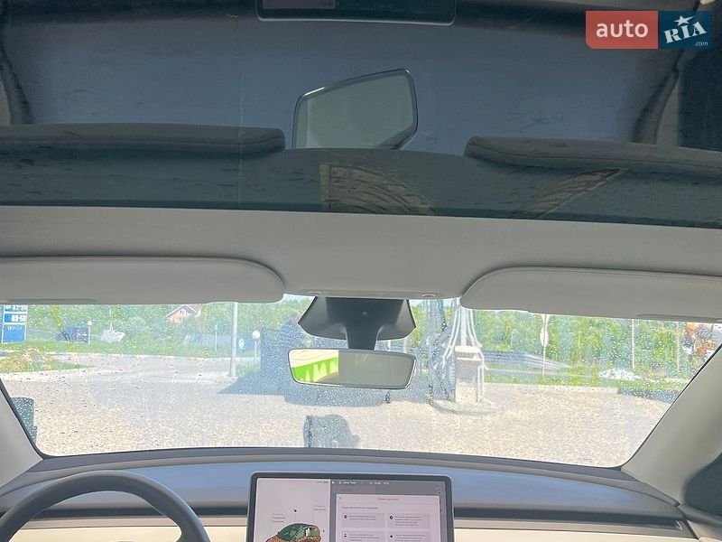 Позашляховик / Кросовер Tesla Model Y 2024 в Хмельницькому