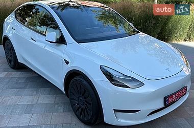 Внедорожник / Кроссовер Tesla Model Y 2023 в Киеве