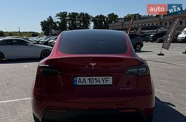 Внедорожник / Кроссовер Tesla Model Y 2023 в Киеве