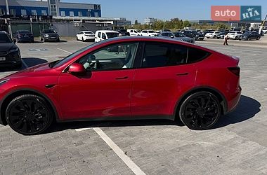 Внедорожник / Кроссовер Tesla Model Y 2023 в Киеве