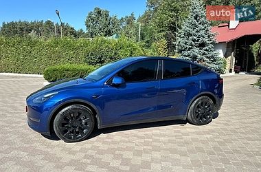 Позашляховик / Кросовер Tesla Model Y 2023 в Львові