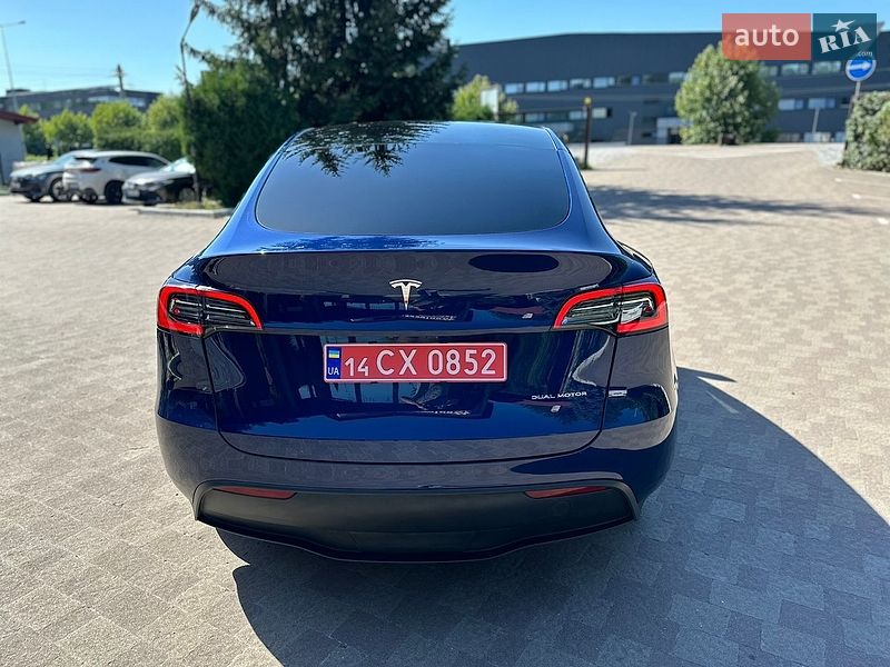 Позашляховик / Кросовер Tesla Model Y 2023 в Львові