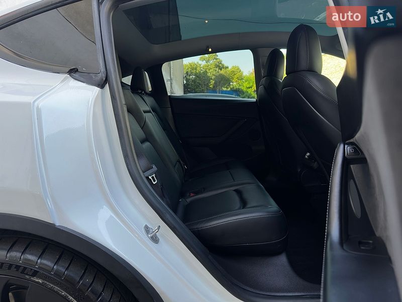 Внедорожник / Кроссовер Tesla Model Y 2021 в Одессе