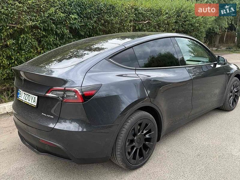Внедорожник / Кроссовер Tesla Model Y 2024 в Полтаве