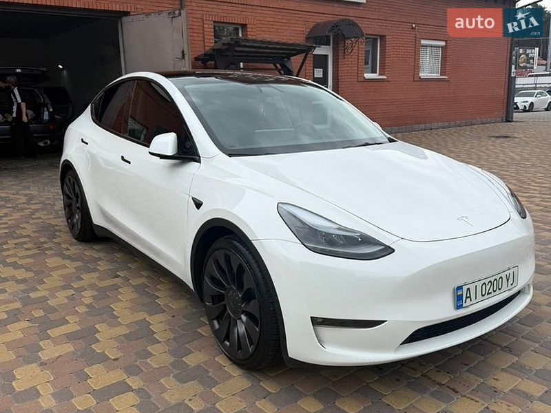 Позашляховик / Кросовер Tesla Model Y 2023 в Києві