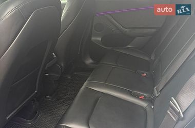 Позашляховик / Кросовер Tesla Model Y 2023 в Києві