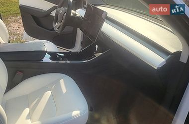 Позашляховик / Кросовер Tesla Model Y 2021 в Олександрії
