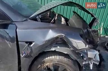 Внедорожник / Кроссовер Tesla Model Y 2024 в Черновцах