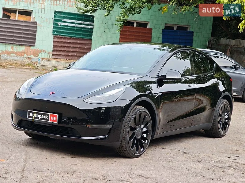 Tesla Model Y