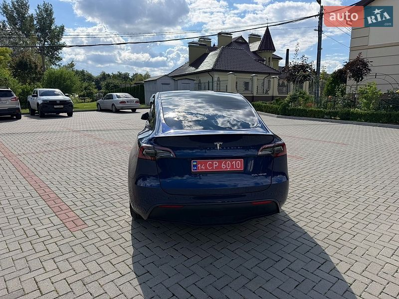 Внедорожник / Кроссовер Tesla Model Y 2023 в Золочеве