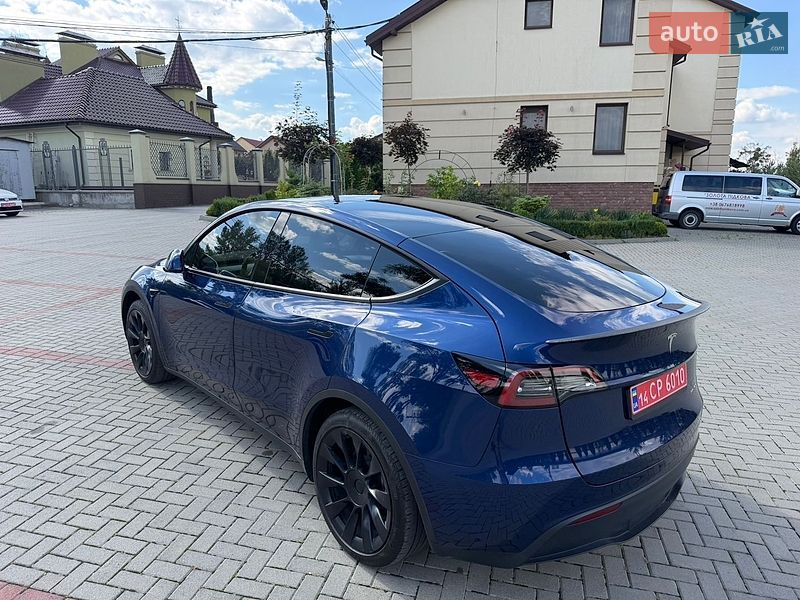 Внедорожник / Кроссовер Tesla Model Y 2023 в Золочеве