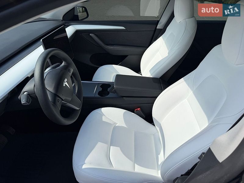 Внедорожник / Кроссовер Tesla Model Y 2023 в Золочеве