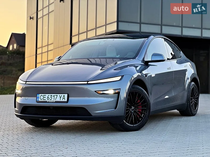 Tesla Model Y 2026