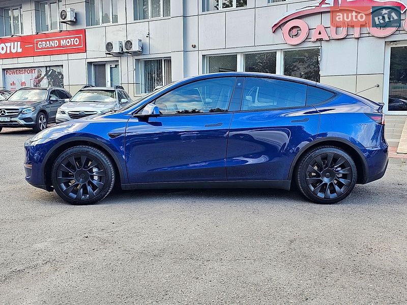 Внедорожник / Кроссовер Tesla Model Y 2021 в Одессе