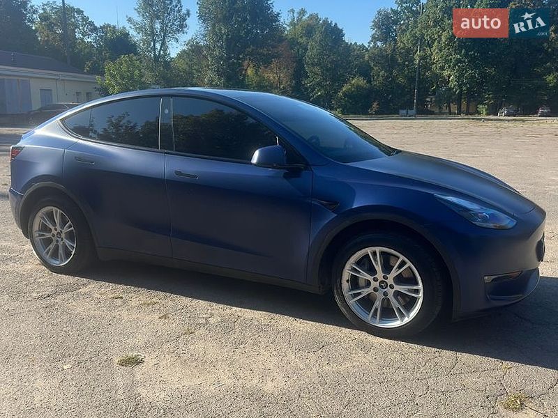 Внедорожник / Кроссовер Tesla Model Y 2024 в Виннице