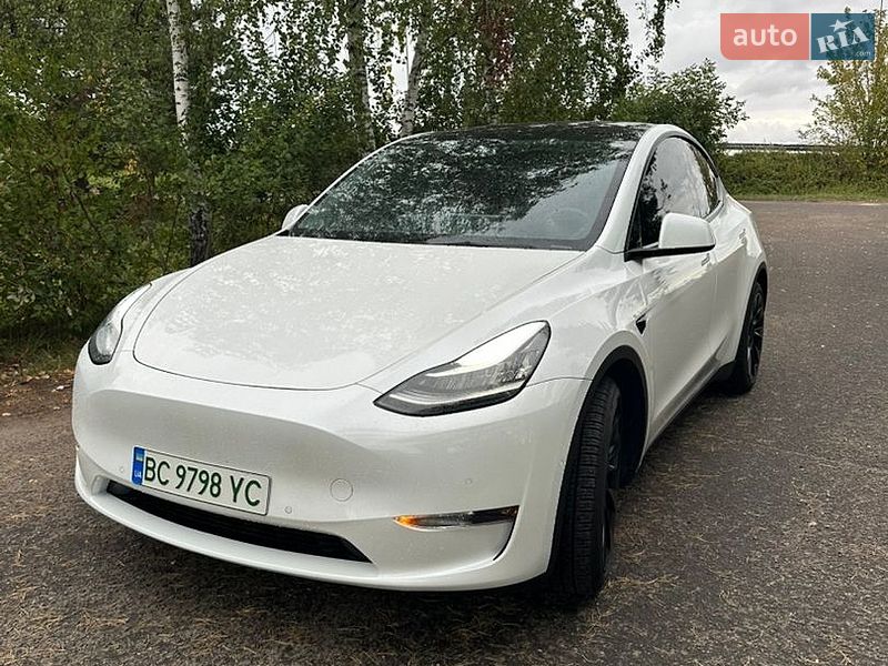 Внедорожник / Кроссовер Tesla Model Y 2021 в Львове