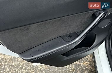 Внедорожник / Кроссовер Tesla Model Y 2021 в Львове