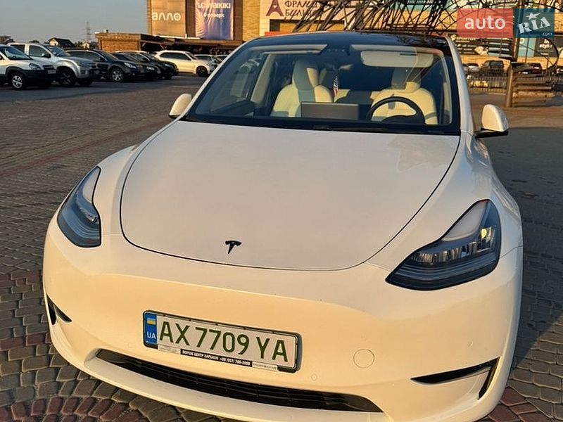 Внедорожник / Кроссовер Tesla Model Y 2020 в Харькове