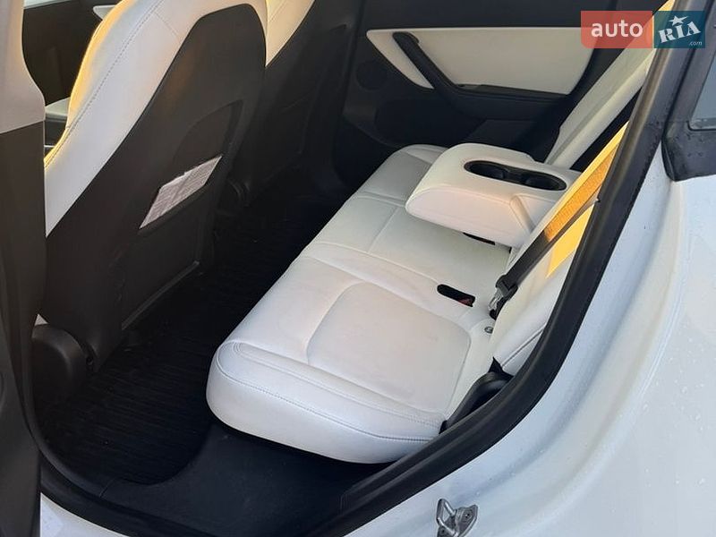 Внедорожник / Кроссовер Tesla Model Y 2020 в Харькове