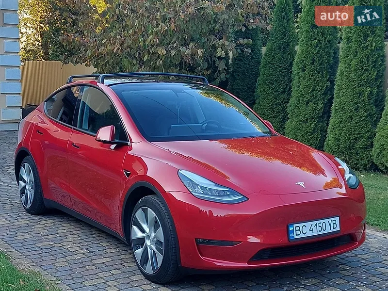 Tesla Model Y 2020