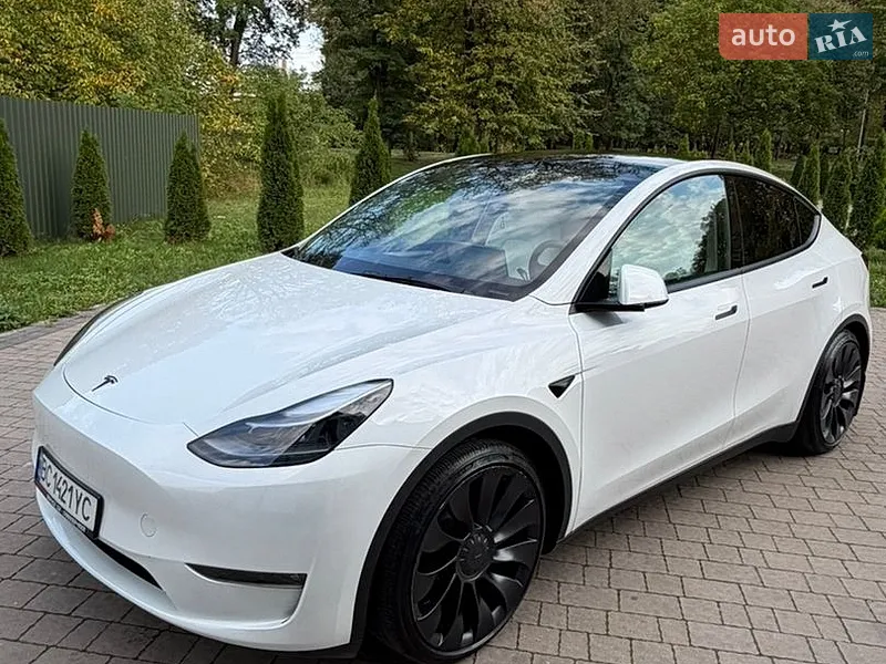 Tesla Model Y