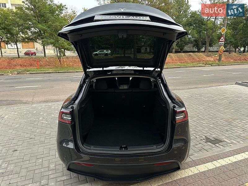 Внедорожник / Кроссовер Tesla Model Y 2024 в Николаеве
