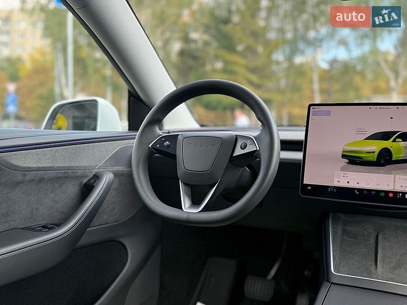 Внедорожник / Кроссовер Tesla Model Y 2025 в Львове фото 21 Внедорожник / Кроссовер Tesla Model Y 2025 в Львове
