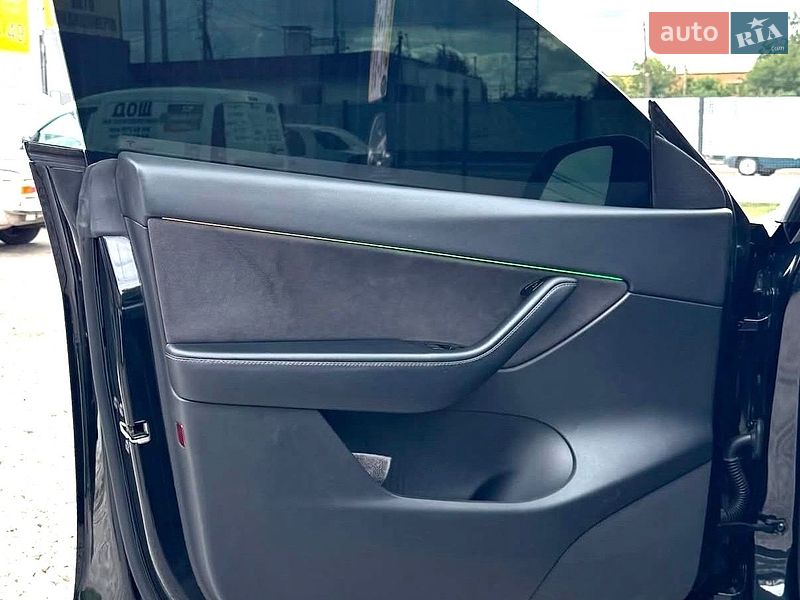 Внедорожник / Кроссовер Tesla Model Y 2020 в Кривом Роге
