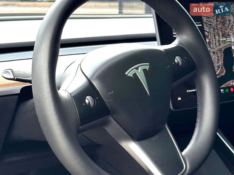 Внедорожник / Кроссовер Tesla Model Y 2020 в Кривом Роге