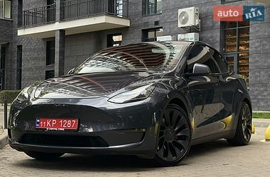 Позашляховик / Кросовер Tesla Model Y 2021 в Києві