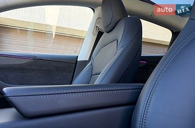 Позашляховик / Кросовер Tesla Model Y 2025 в Львові
