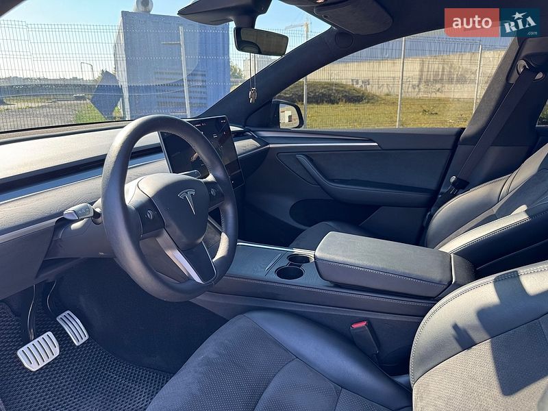Позашляховик / Кросовер Tesla Model Y 2022 в Вінниці
