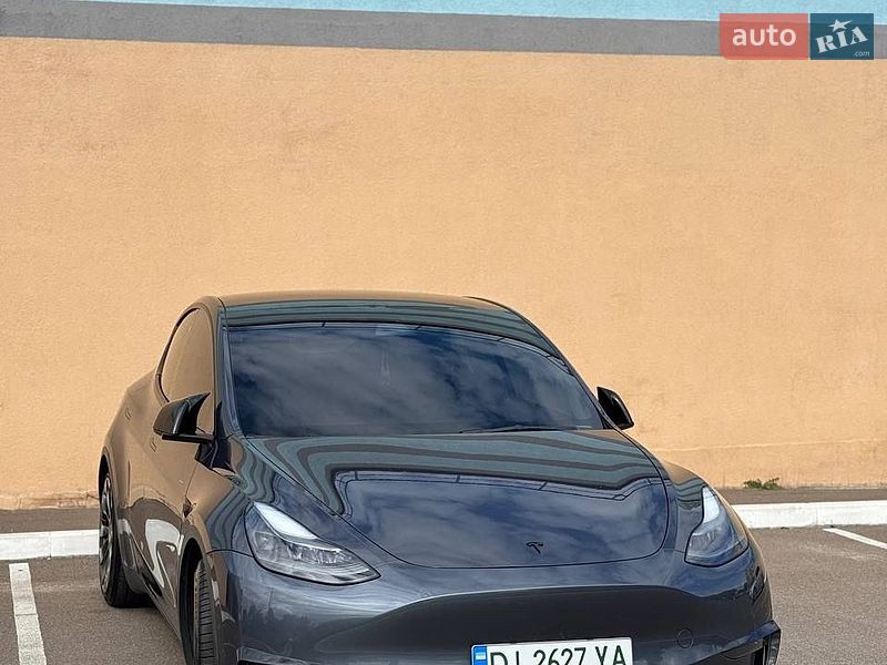 Внедорожник / Кроссовер Tesla Model Y 2022 в Киеве