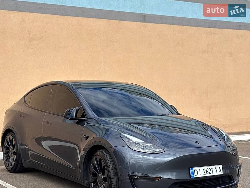 Внедорожник / Кроссовер Tesla Model Y 2022 в Киеве