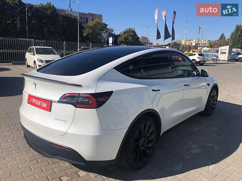 Внедорожник / Кроссовер Tesla Model Y 2022 в Полтаве