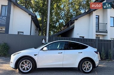 Позашляховик / Кросовер Tesla Model Y 2021 в Києві