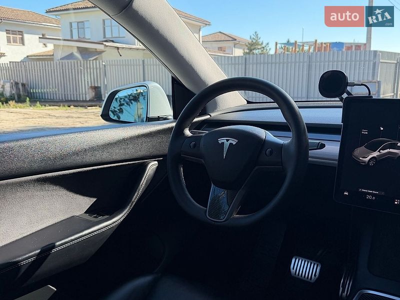 Позашляховик / Кросовер Tesla Model Y 2021 в Києві