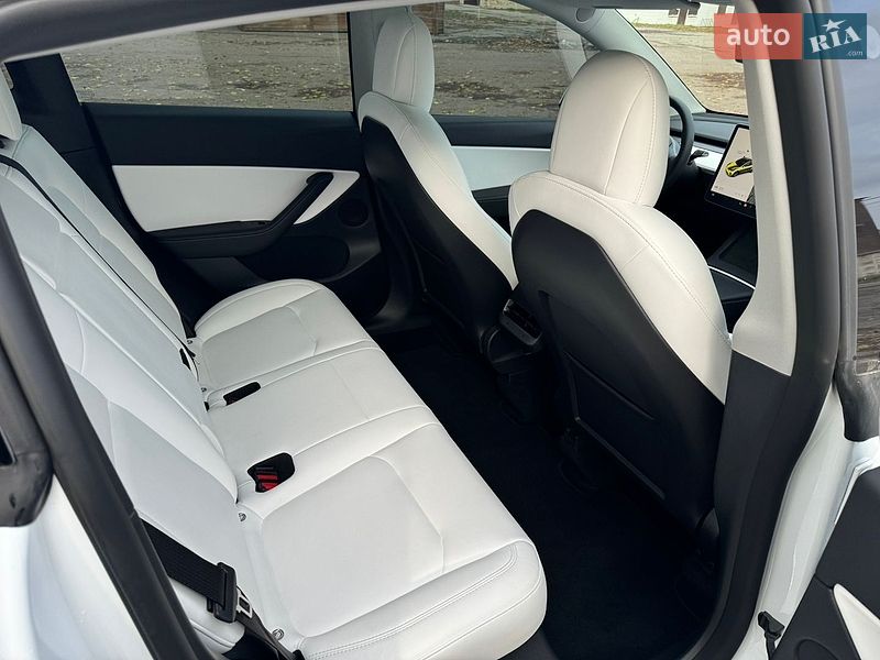Внедорожник / Кроссовер Tesla Model Y 2022 в Пирятине