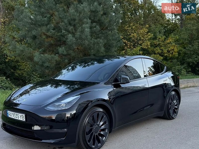Внедорожник / Кроссовер Tesla Model Y 2024 в Харькове Внедорожник / Кроссовер Tesla Model Y 2024 в Харькове