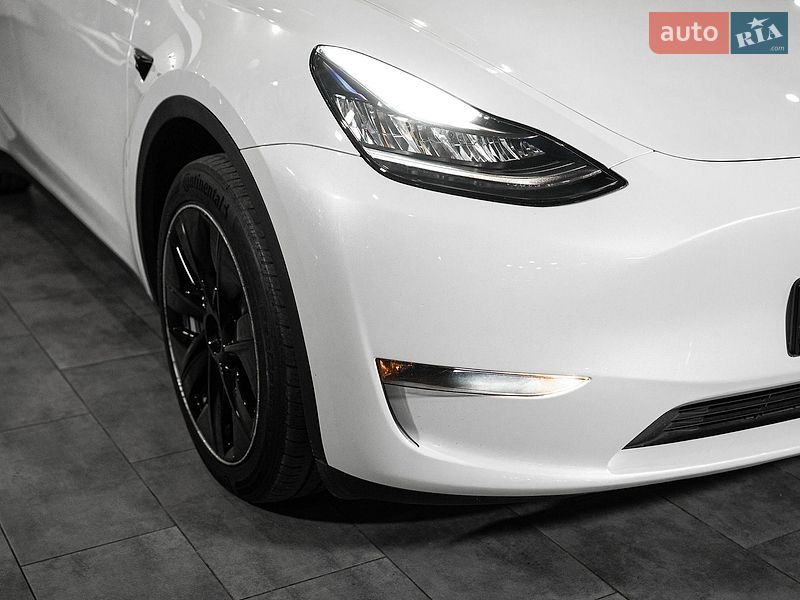 Позашляховик / Кросовер Tesla Model Y 2023 в Одесі