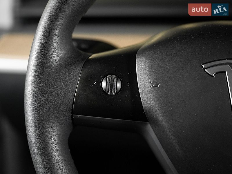 Позашляховик / Кросовер Tesla Model Y 2023 в Одесі