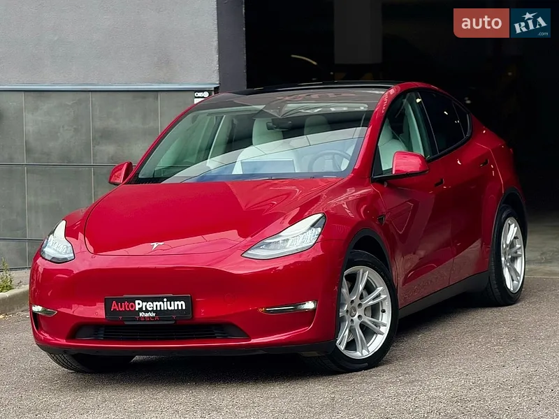 Tesla Model Y 2021