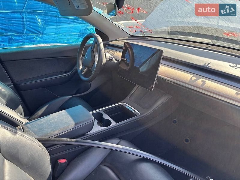 Внедорожник / Кроссовер Tesla Model Y 2022 в Луцке