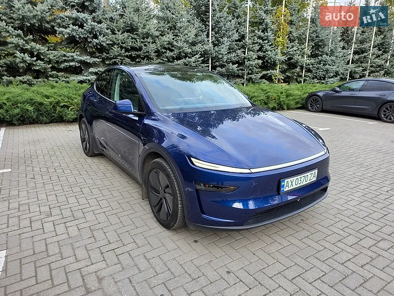 Tesla Model Y 2026