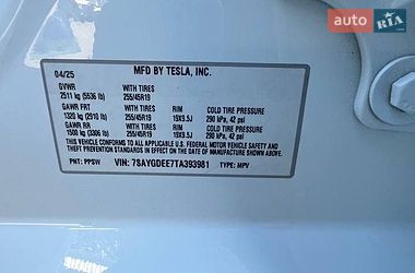 Внедорожник / Кроссовер Tesla Model Y 2025 в Днепре