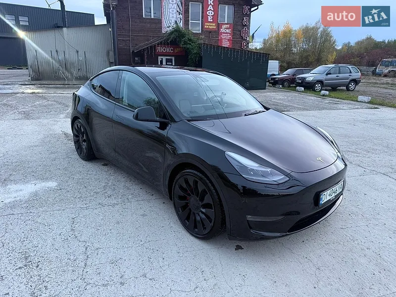 Tesla Model Y