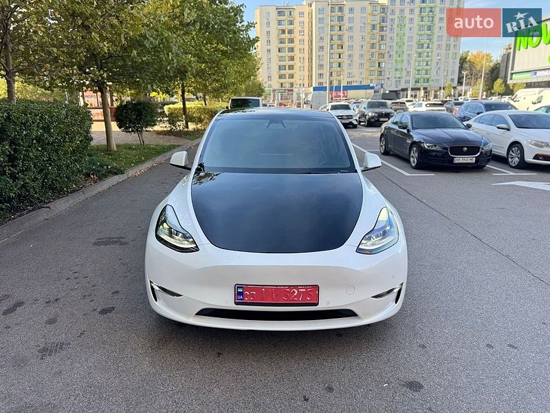 Позашляховик / Кросовер Tesla Model Y 2021 в Києві