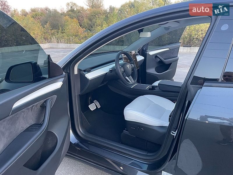 Внедорожник / Кроссовер Tesla Model Y 2024 в Ирпене фото 12 Внедорожник / Кроссовер Tesla Model Y 2024 в Ирпене
